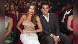 Maybe you would like to learn more about one of these? Hijo De Sofia Vergara Se Robo Las Miradas En Los People S Choice Awards 2017 Manolo Gonzalez Ripoll Vergara Fotos Foto 1 De 6 Celebrities Entretenimiento Peru Com