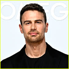 Theo James' Speedo Photos Have Been Heating Up the Internet