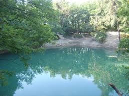 Memoriale si o biblioteca cu 25.000 volume. Top 5 Motive Sa Alegi O Vacanta In Baia Sprie Maramures Piata Turistica Din Romania Infotravelromania Ro