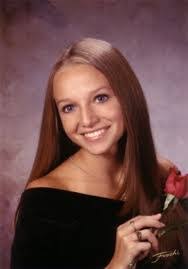 Paula Pagano's Instagram, Twitter & Facebook