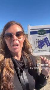 Meet Jason Hall! With 5 years of real estate experience, Jason joined us in  June and brings a passion for problem-solving and a love for challenges. A  Clayton, NC native, he's seen