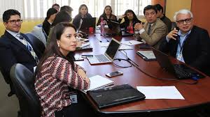 En relación a la normativa nacional específica, el código de la niñez y adolescencia (cna) define como edad mínima para el trabajo a los 15 años, considerando todo tipo de trabajo incluyendo el servicio doméstico. La Organizacion Internacional Del Trabajo Asesora A Ecuador En Politicas De Empleo Secretaria Nacional De Planificacion