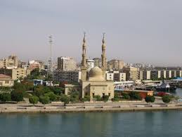 The suez canal is an artificial waterway which is in level with sea, situated in egypt. Einmal Durch Den Suez Kanal Suez Canal Port Said Reisebewertungen Tripadvisor