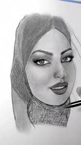 Retratos Esmit: El Arte del Dibujo a Lápiz