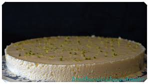 Meringue kuchen mit lemon curd. Lemon Mousse Tarte Mit Lemoncurd Brotbackliebe Und Mehr