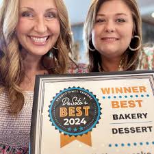 Y'ALL!!! We just won Best Bakery AND Best Dessert in DeSoto County!! Cue  the confetti, the cheesecake, and maybe a few happy tears 🥹✨ When I bought  this bakery back in 2018,