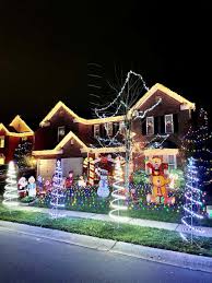 Designscapes colorado can help you with all your holiday lighting and holiday decorating needs. Best Christmas Light Displays In The Charlotte Area For 2020 Including A Map Charlotte On The Cheap
