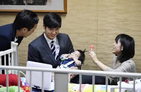 Check out this biography to know about his childhood, family life, achievements and fun facts about. Baseball Star Shohei Ohtani Encourages Ailing Boy Shohei His Parents The Japan Times