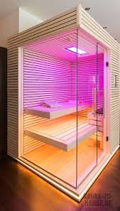 Sauna Und Mehr Polarfichte Buntes Licht In Der Sauna Sauna Beleuchtung Mini Sauna Eine Sauna In Den Eigenen Vier Sauna Fur Zuhause Dampfbad Kabine Diy Sauna