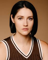 Amy Gunter's Instagram, Twitter & Facebook