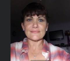 Florence woman charged with shoplifting