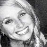 Ashlee Robb's Instagram, Twitter & Facebook