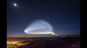 It really does look like an alien takeover. Time Lapse Videos Show Spacex S Alien Looking Rocket Launch