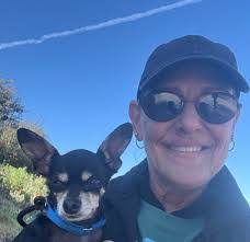 Danielle Strayer's Instagram, Twitter & Facebook