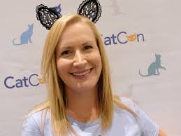 Angela Kinsey Explains Why Taking Your Cat to the Vet is so Important