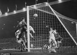4 december 20204 december 2020.from the section premier league. Leeds V Chelsea A History Of Hatred Daily Mail Online