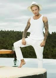 Is a famous world music singer. Carl Aksel Jansen Livet Etter Tvmaze