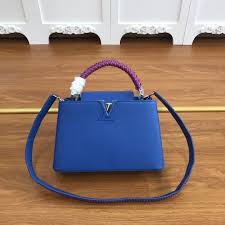 ヴィトン カプシーヌpm 偽物 織り ハンドバッグ 青 小さな ショルダー トリヨン lvロゴ スタッズ 2019aw n級 ブランドコピーおすすめ ハンドバッグ ショルダー ヴィトン