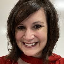 Lisa Quesada's Instagram, Twitter & Facebook