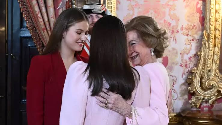 La Reina Sofía habría emocionado hasta las lágrimas a la Princesa Leonor con un regalo especial en la Academia Militar