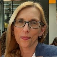 500+ "Spevak" profiles