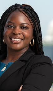 Renata Avery's Instagram, Twitter & Facebook