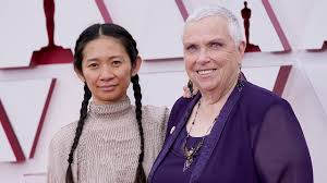 Nomadland Frances Mcdormand Win Best Picture Best Actress At 2021 Oscars Best Director For Chloe Zhao Abc7 Los Angeles