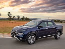 Líder sem sossego: Fiat Toro muda tudo para manter rivais comendo poeira