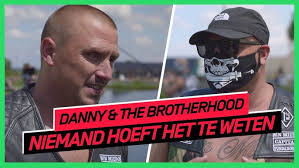 "Niemand weet dat ik bij deze club zit"