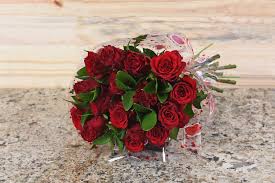 Valentine's day is a celebration of the love that you and your partner share. Unique Valentine S Day Gifts Flowers Hamper World