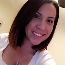 Monique Perez (@moniquep_xo)