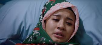 Setiap film yang kami sajikan dilengkapi dengan fitur download dan tentunya dengan subtitle indonesia. Surga Yang Tak Dirindukan 2