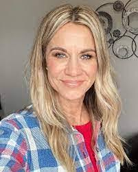 Cheryl Hively's Instagram, Twitter & Facebook