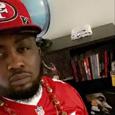 Katrina Holmes's Instagram, Twitter & Facebook