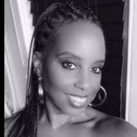 Lenore Taylor's Instagram, Twitter & Facebook