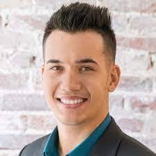 Andrew Clower's Instagram, Twitter & Facebook