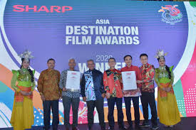Signalhire validates emails & phone numbers. Sharp Tourism Malaysia Woo Travellers With Award Winning Truly Aquos 8k Truly Asia Malaysia Videos Gaya Travel Magazine