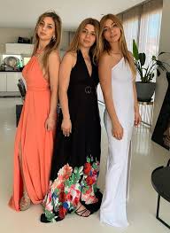 Invloed & milieu olcay is geboren in 1980 en opgegroeid in de stad waalwijk. Begona Alvarez Miss Sonia Pena