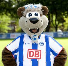 Seit unserer jubiläumssaison 2017 bestreiten wir unsere spiel. Vorsicht Satire Bundesprasidentenamt Wird In Hertha Bsc Umbenannt Welt