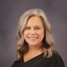 Angie Gavin's Instagram, Twitter & Facebook