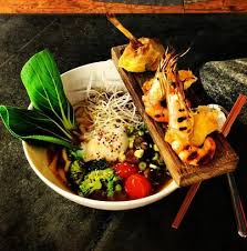 Vi Har Den Basta Kvaliten Pa Sushi Och Asiatisk Mat Mat Asiatisk Mat Recept