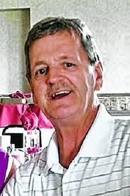 Robert Updyke's Instagram, Twitter & Facebook