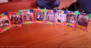 Seperti namanya dari aplikasi bingkai foto, family dual photo frames adalah aplikasi yang menawarkan berbagai macam bingkai foto ganda kepada pengguna. Kreasi Membuat Frame Foto Keluarga Dunia Belajar Anak