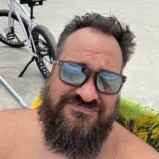 Kyle Brazil's Instagram, Twitter & Facebook