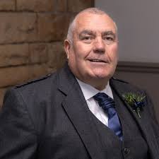 Hi my windscreen scooshers are not working & I'm desperately needing them  fixed with this nasty weather kicking in. Driving home tonight was scary.  Any recommendations where I could get them fixed