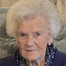 Georgia Garner's Instagram, Twitter & Facebook