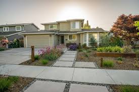 By definition, xeriscaping is landscaping geared to dry climates where little irrigation is available. Campbell Front Yard Xeriscape Modern Garden San Francisco By Confidence Landscaping Inc Houzz Au