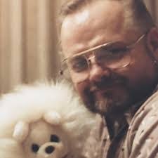 Randall Arnett's Instagram, Twitter & Facebook