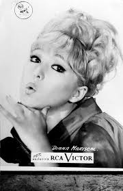 Diana Mariscal: DIANA MARISCAL "UNA CHICA A GO- GO"