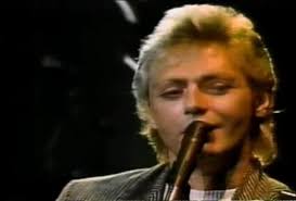 Ben's unmistakable power bottom turn 🤙💥🌺